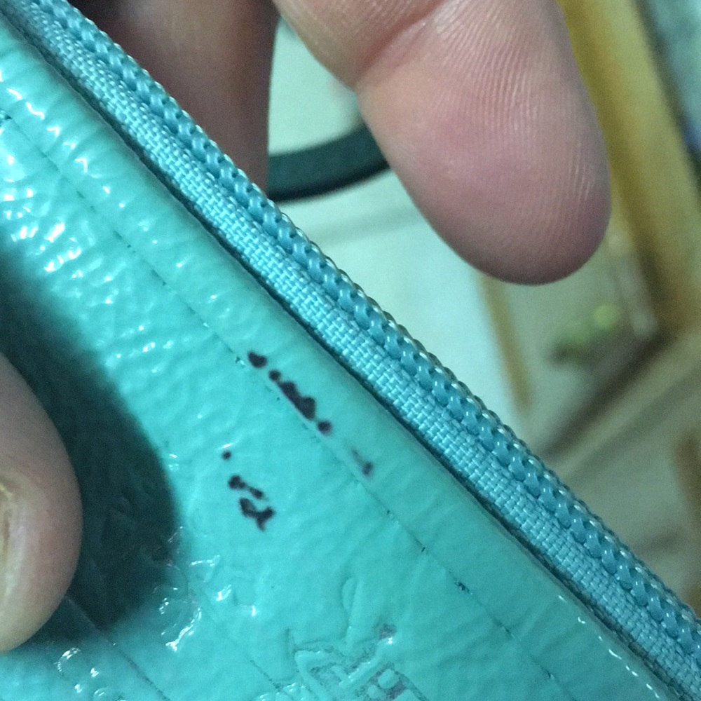 Coach wristlet - Picture 2 of 2